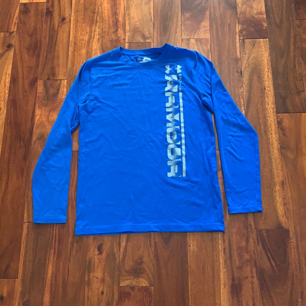 Under Armour long sleeve shirt